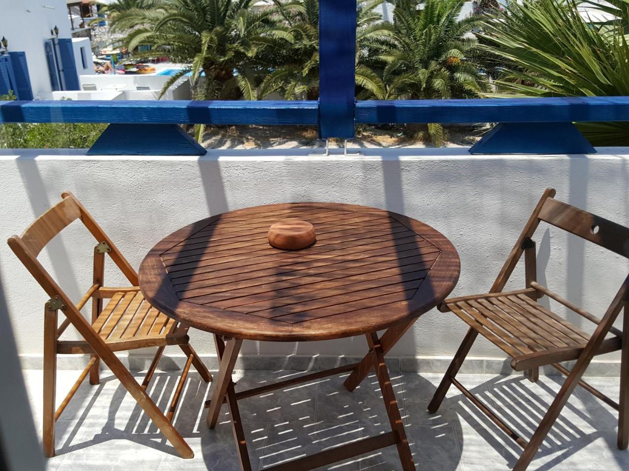 Villa Spyros Santorini Períssa Eksteriør bilde